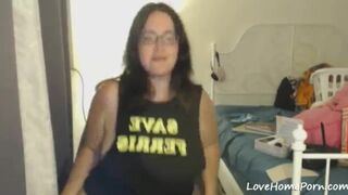 BBW Camgirl Pleasures Her Cunt With Her Hitachi Toy