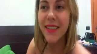 Webcam girl italian speaking