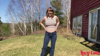 Lucycola pee desperation wetting jeans outside xxx video