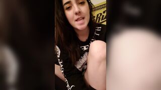 Devynrosey masturbating next to my bf xxx video