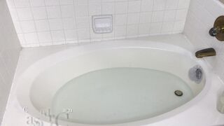Cassandra cain bath tub pussy shave xxx video