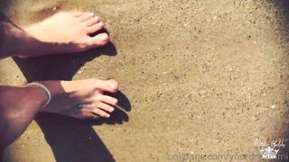 Thegoldyrush feet in the sand & sea xxx onlyfans porn video