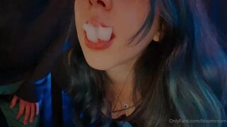 Bloomroom mesmerizing. you now have a smoking fetish after watching this. xxx onlyfans porn video