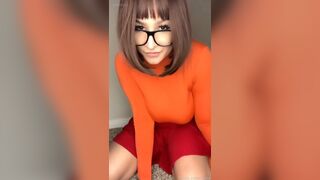 Fandy - Velma Cosplay