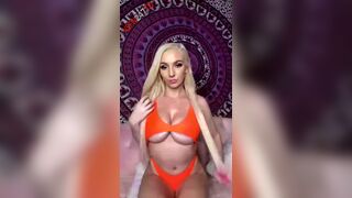 Kendra Sunderland clothes removed nude body show porn video