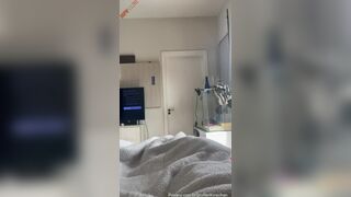 KineChanVip POV morning blowjob on bed porn video