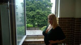 Annabelle Rogers Naked And Playing With Pussy Out Window 4K