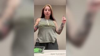 Apex suicide video of me shaving and a little slow motion of me right after i shaved enjoy i l xxx onlyfans porn videos