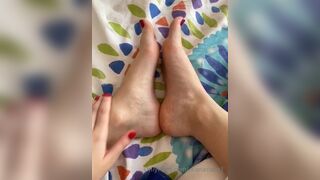 Dianacane1 wow my first relaxing video of feet 5 minutes video with purple nails i lov xxx onlyfans porn videos