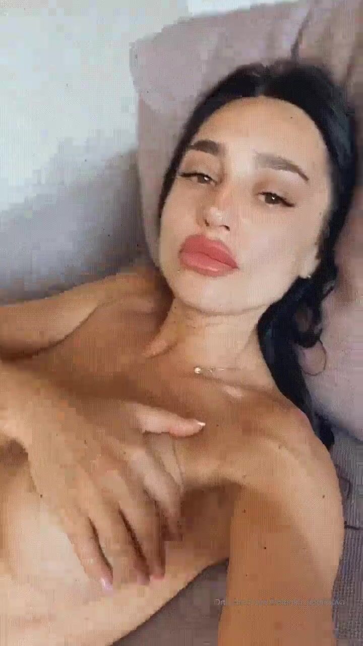 Watch Free Helenka_demidova how bad do you want to see this video i can  remove my hand and you will see the tasti xxx onlyfans porn videos Porn  Video - CamPorn.IS