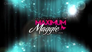 Maggie Green - Erotic Book Makes Mommy Horny for your Cock