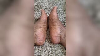 Plentiofwrinkles check out dirty little soles onlyfans porn video xxx