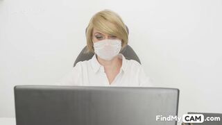 Nimfomanhub - don't watch porn at work! the secretary took two dildos and stuck it in anal and pussy