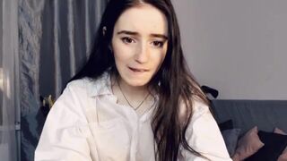 Anna Blossom sucking dick in the car onlyfans porn videos