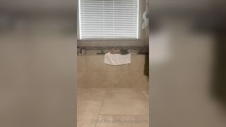 Ava Addams onlyfans solo squirting shower