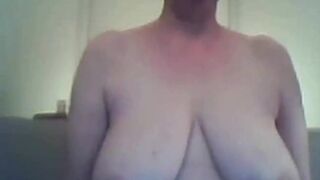 GotMyEyesOnU - Big-Titted British Amateur Laura from Edinburgh on Webcam