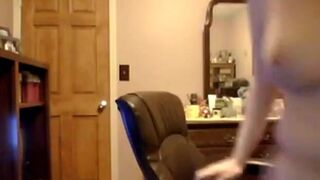 Comepinga8127 - Big-Titted Redhead Pawg Amateur Shows Off on Webcam